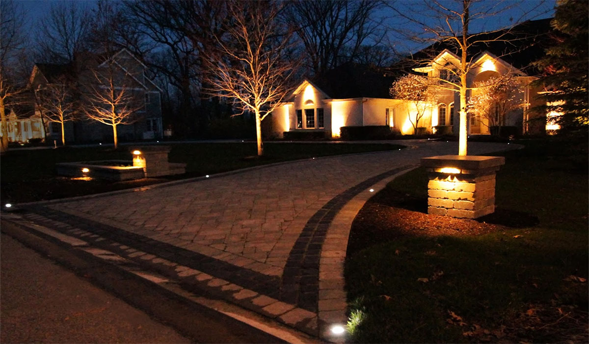Low voltage Accent lighting Elegant Pavers